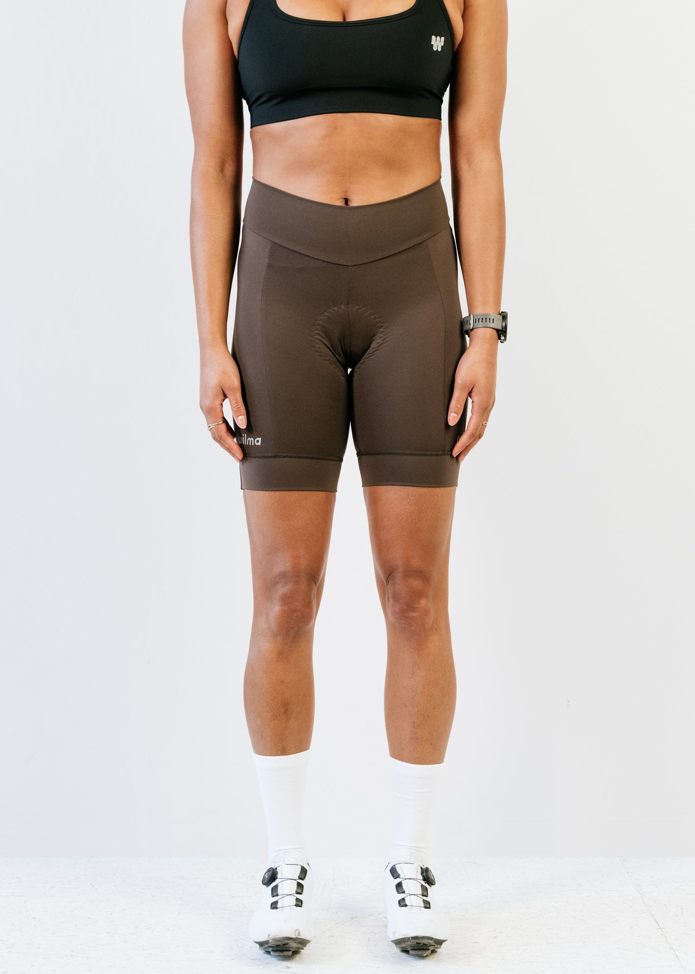 Cuissard court menstruel Essentiel sans bretelles marron vue de face