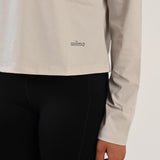 Logo Wilma sur le t-shirt de running manches longues Mia gris clair