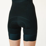 Zoom vue de dos du bibshort de cyclisme menstruel de la marque Wilma