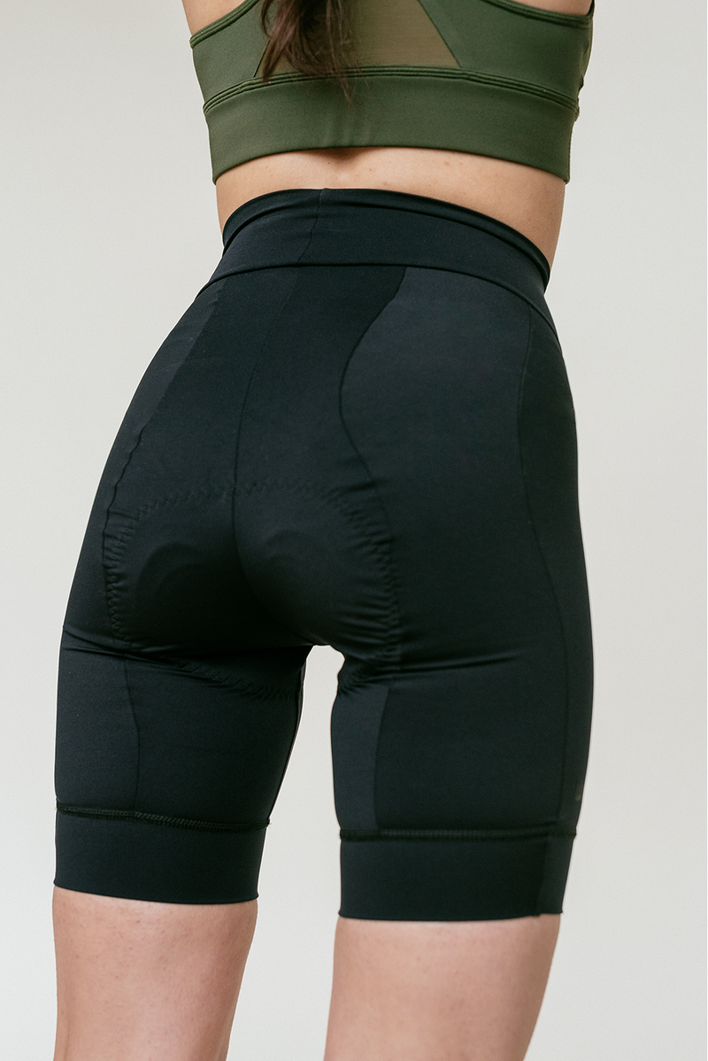 Cuissards noirs hotsell